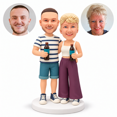 Custom Couple Holding Bottles in Casual Outfits Bobbleheads - MGA-AC1438