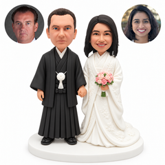 custom bobblehead figures Japanese wedding couple with the man in a black haori and hakama and the woman in a white bridal kimono
