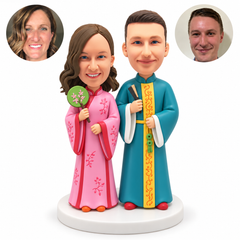custom bobblehead figures Chinese traditional costume couple in full-length robes with the woman holding a fan