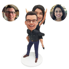 custom bobbleheads figures piggyback couple