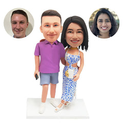 personalised bobbleheads figures casual couple with arms around each other
