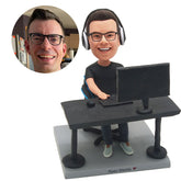 customised bobblehead gamer with headset