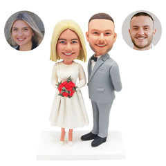 customized bobbleheads figures wedding couple with bright smile
