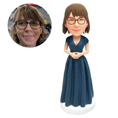 customized-bobblehead-figure-wedding-bridesmaid-holding-hands