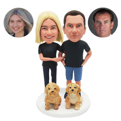 customized bobble heads figures couple arm in arm with pets